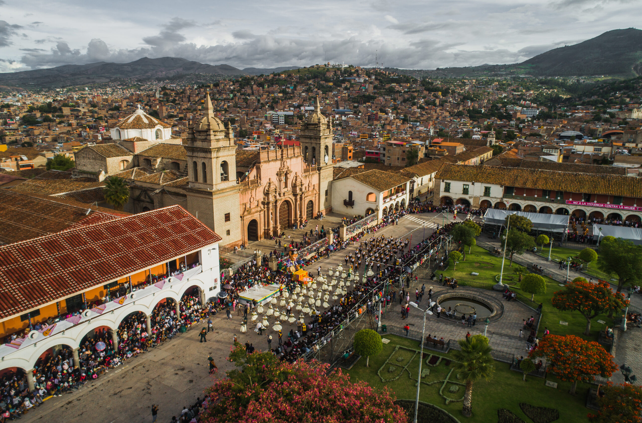 La pérdida de un continente: Bicentenario de la Batalla de Ayacucho