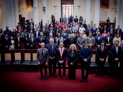 La Fundación Universitaria San Pablo CEU reconocida por el Congreso del Perú